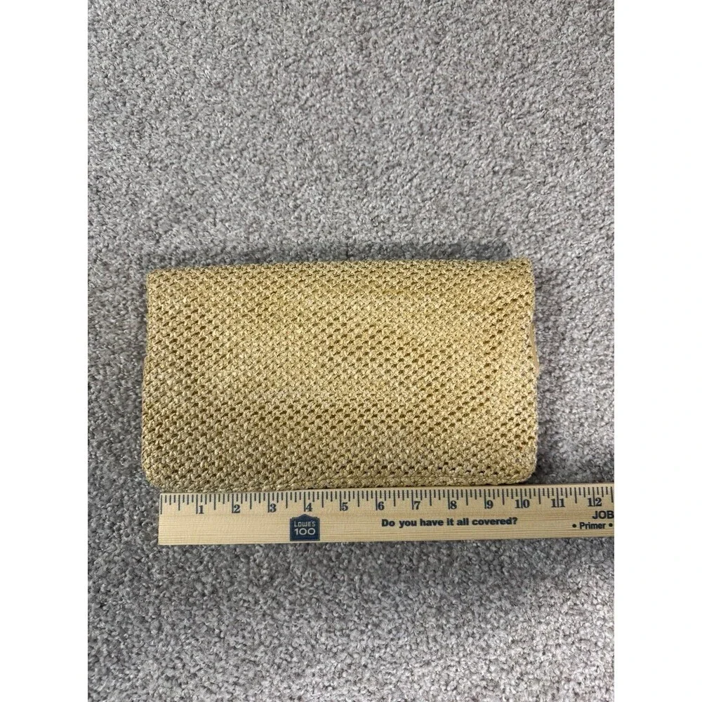 Urban Expressions Woven Straw Clutch – 6.5” x 10.5” – Perfect Condition